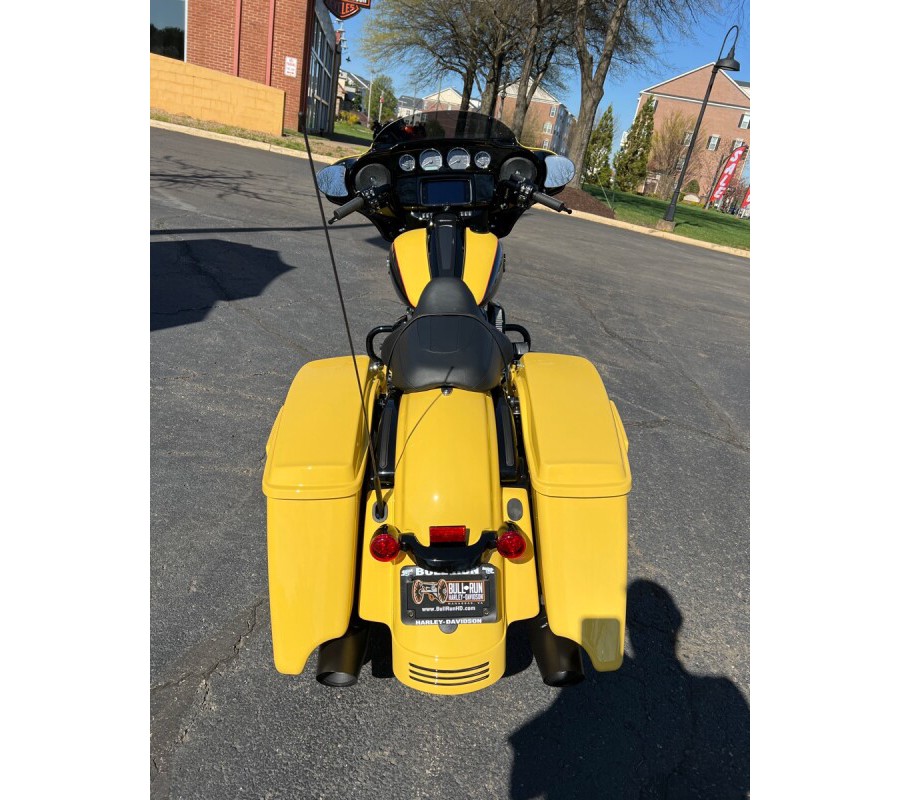 2023 FLHXS Street Glide® Special in Industrial Yellow / Vivid Black