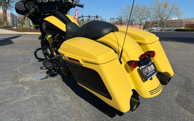 2023 FLHXS Street Glide® Special in Industrial Yellow / Vivid Black