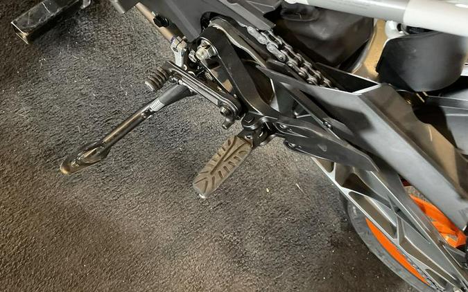 2022 KTM 200 Duke