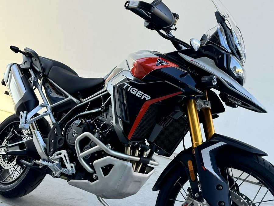 2025 Triumph Tiger 900 Rally Pro Ash Grey / Intense Orange