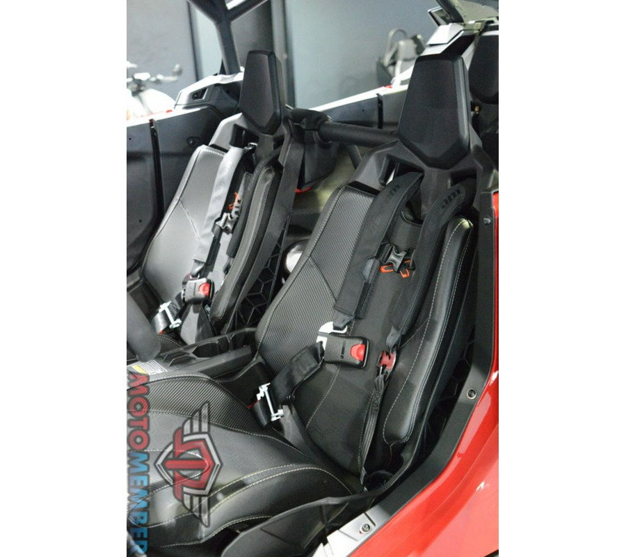 2025 Can-Am Maverick R MAX X