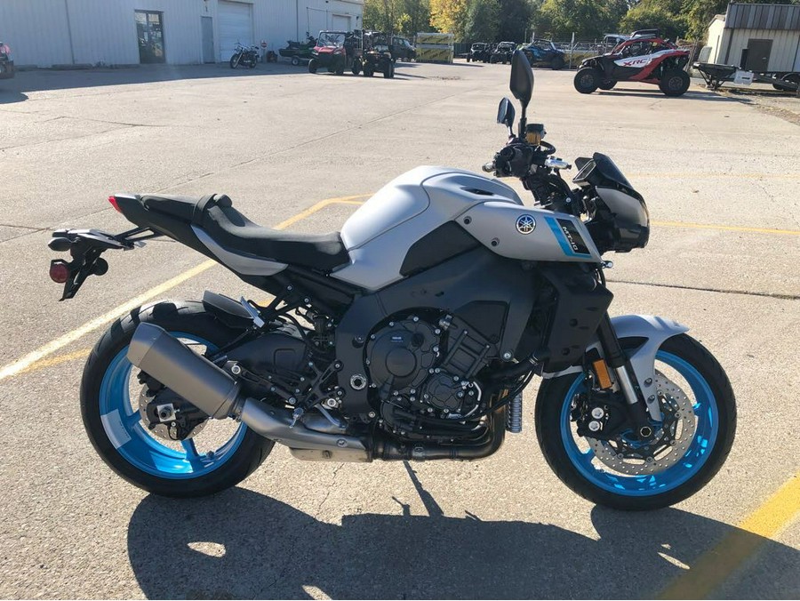 2025 Yamaha MT 10