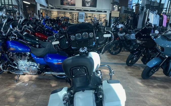 2018 Harley-Davidson® Street Glide® Special