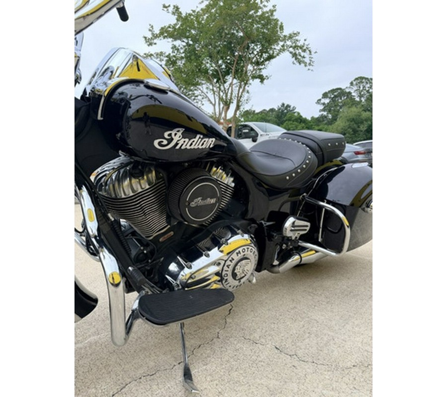 2019 Indian Springfield Thunder Black