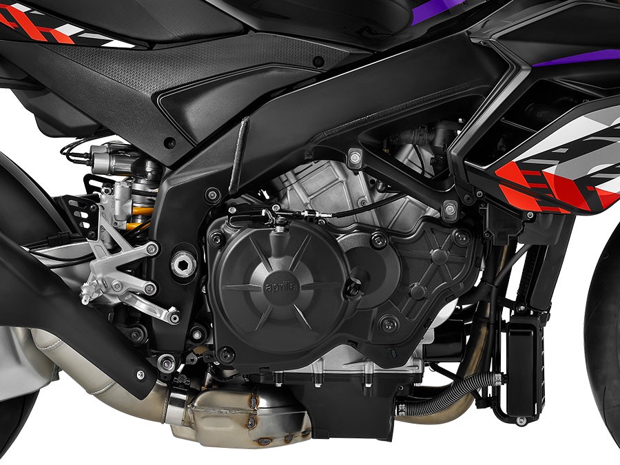 2027 Aprilia Tuono V4 Factory 1100