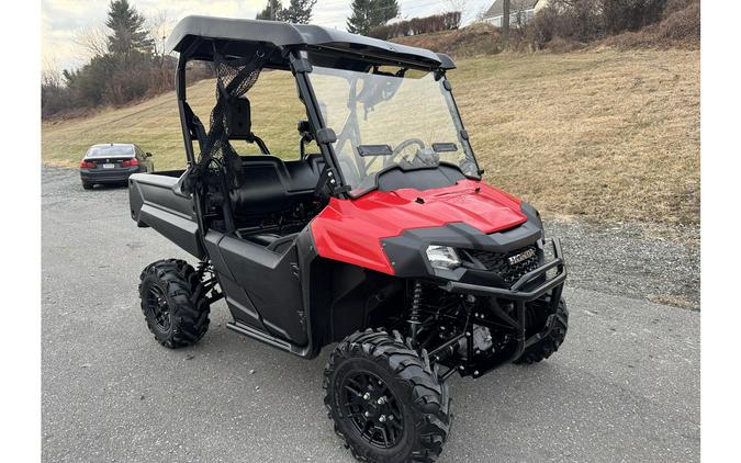 2025 Honda PIONEER 700 DELUXE