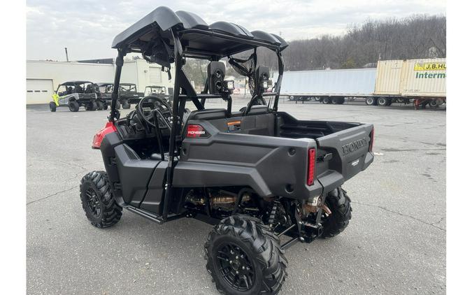 2025 Honda PIONEER 700 DELUXE