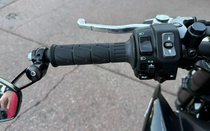 2024 Kawasaki Z900 ABS Metallic Spark Black/Metallic Matte Dark Gray