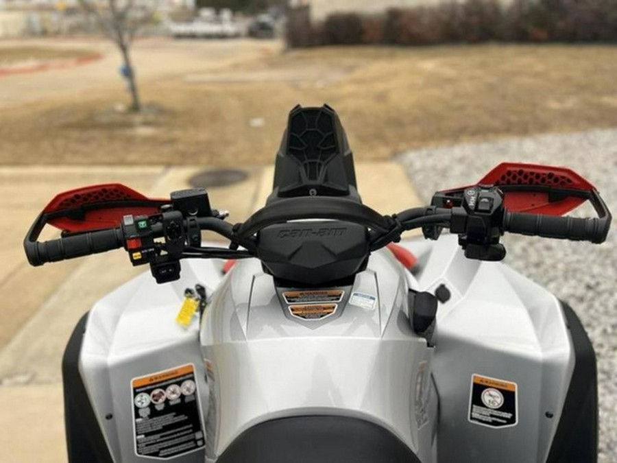 2026 Can-Am Renegade X mr 1000 R Hyper Silver & Legion Red