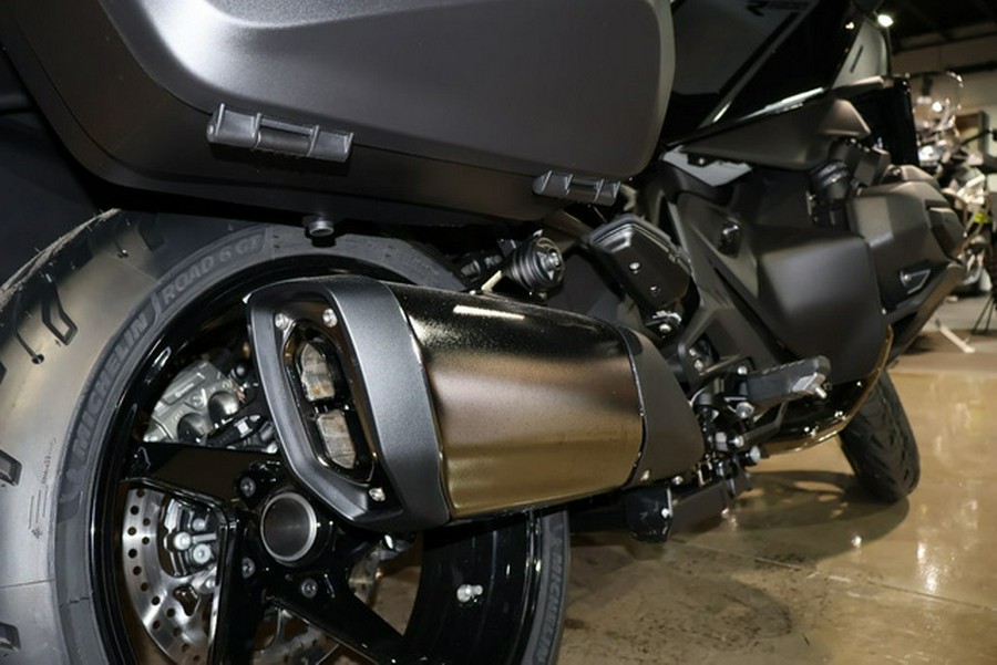 2026 BMW R 1300 RT Triple Black