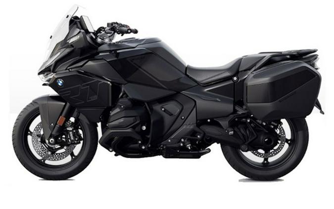 2026 BMW R 1300 RT Triple Black
