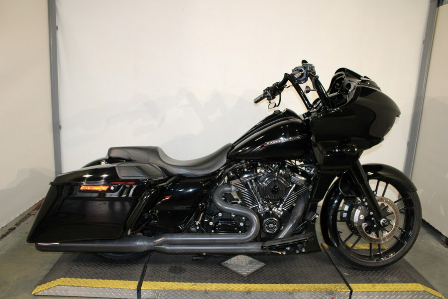 Used 2019 Harley-Davidson Road Glide Special Grand American Touring FLTRXS Motorcycle For Sale In Miami, Florida