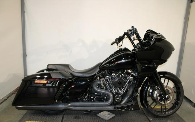 Used 2019 Harley-Davidson Road Glide Special Grand American Touring FLTRXS Motorcycle For Sale In Miami, Florida