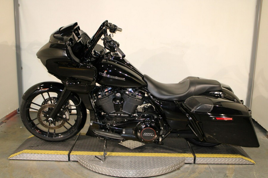 Used 2019 Harley-Davidson Road Glide Special Grand American Touring FLTRXS Motorcycle For Sale In Miami, Florida