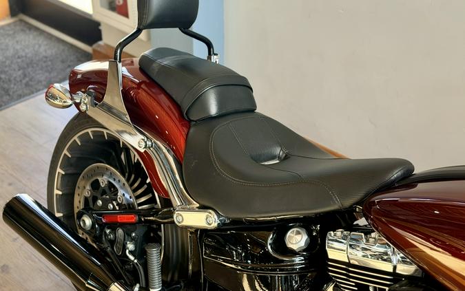 2017 Harley-Davidson Breakout®