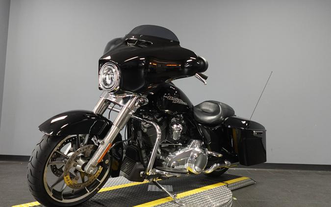 2020 Harley-Davidson Street Glide FLHX