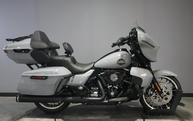 2026 Harley-Davidson Street Glide Limited FLHXL