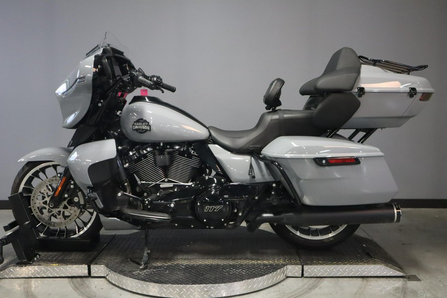 2026 Harley-Davidson Street Glide Limited FLHXL