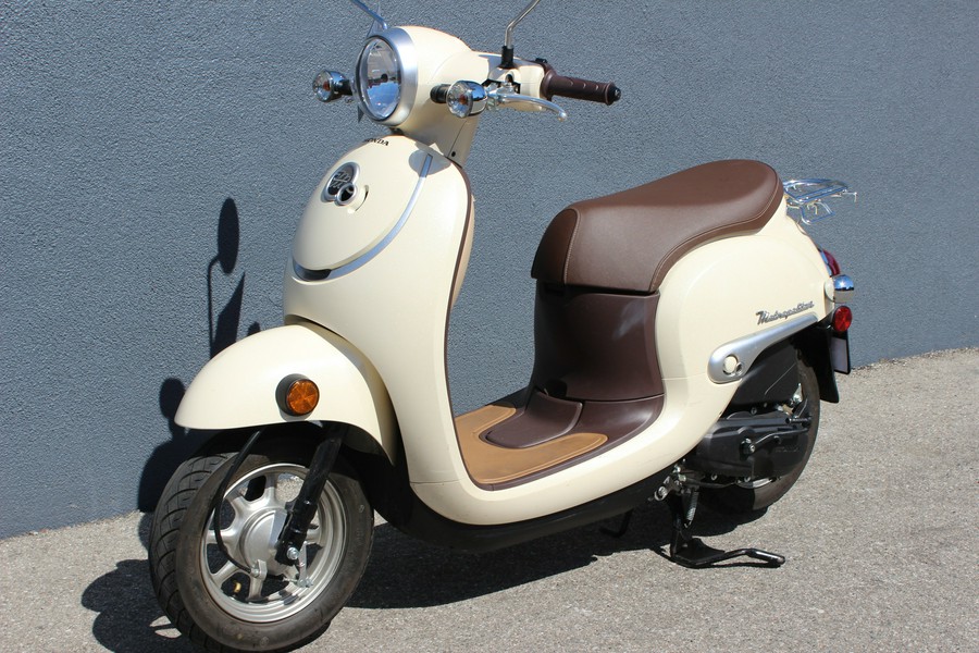 2022 Honda Metropolitan