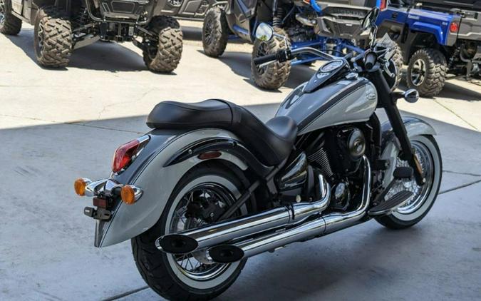 2024 Kawasaki Vulcan® 900 Classic