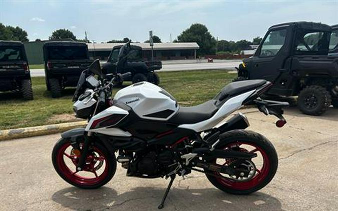2026 Kawasaki Z500 SE ABS