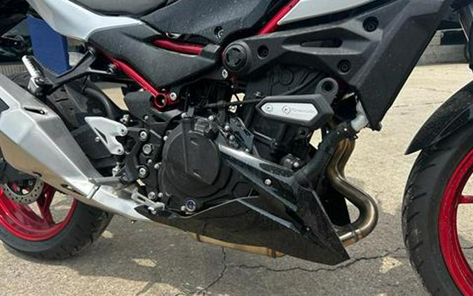 2026 Kawasaki Z500 SE ABS