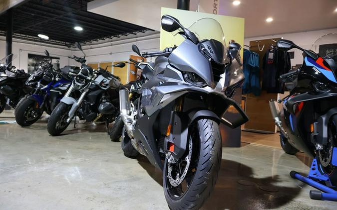 2026 BMW S 1000 RR Bluestone metallic