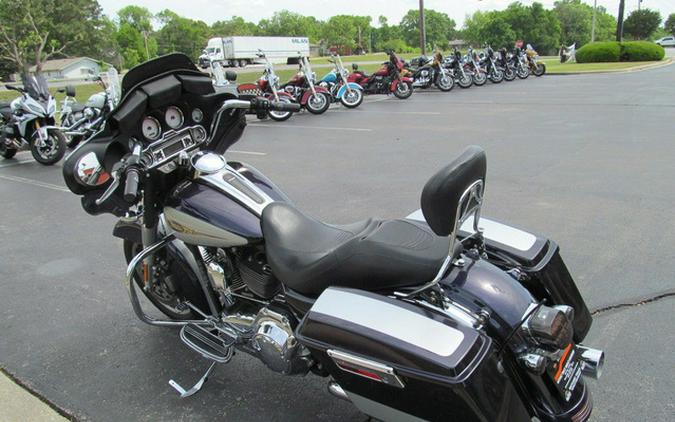 2009 Harley-Davidson FLHX - Street Glide