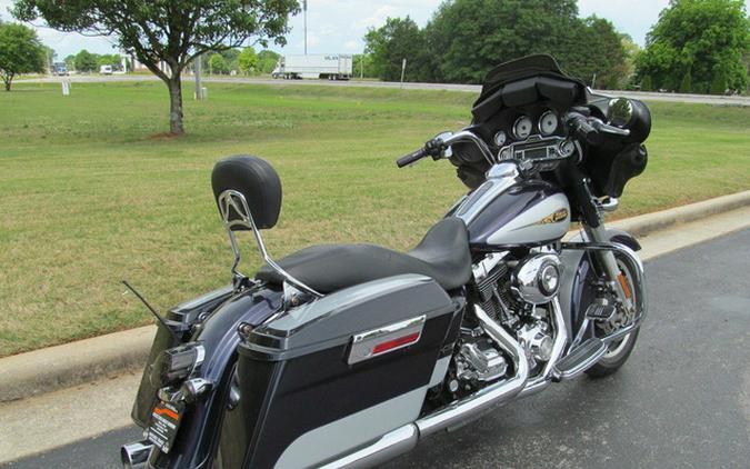2009 Harley-Davidson FLHX - Street Glide