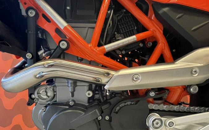 2024 KTM SMC 690 R