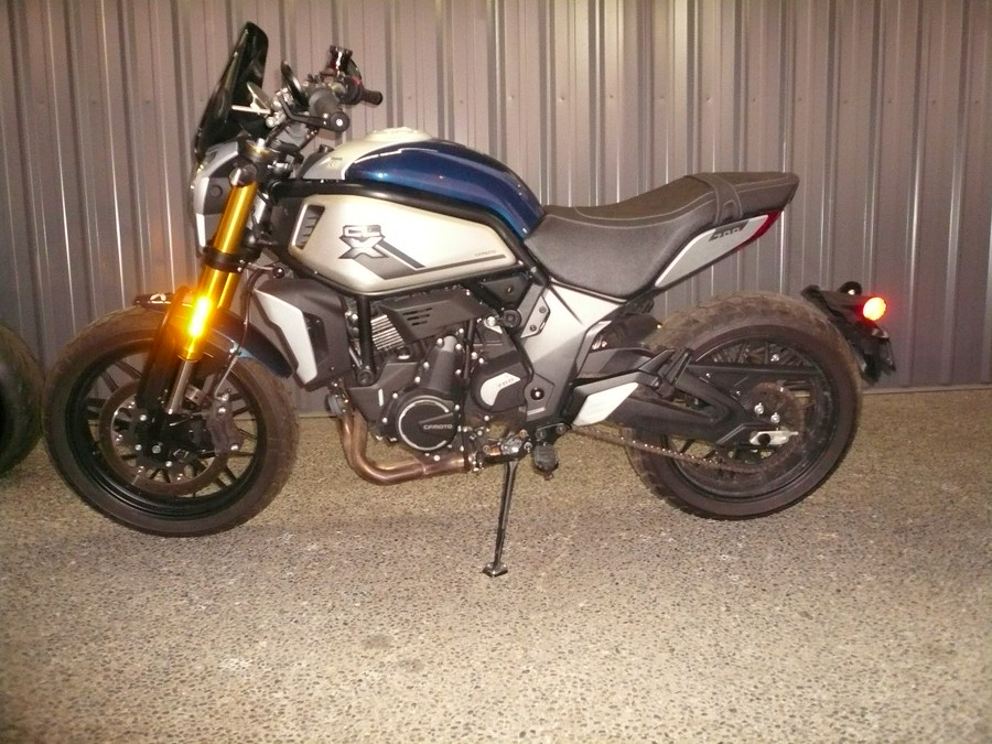 2022 CFMOTO CF700-2US