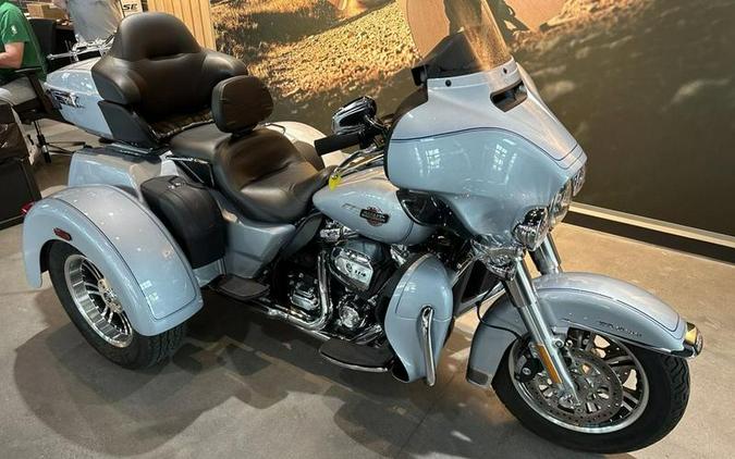 2023 Harley-Davidson® FLHTCUTG - Tri Glide® Ultra