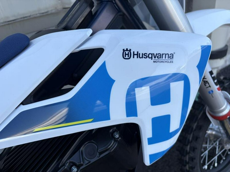 2024 Husqvarna® EE 5