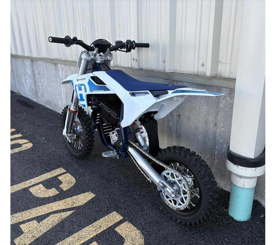 2024 Husqvarna® EE 5