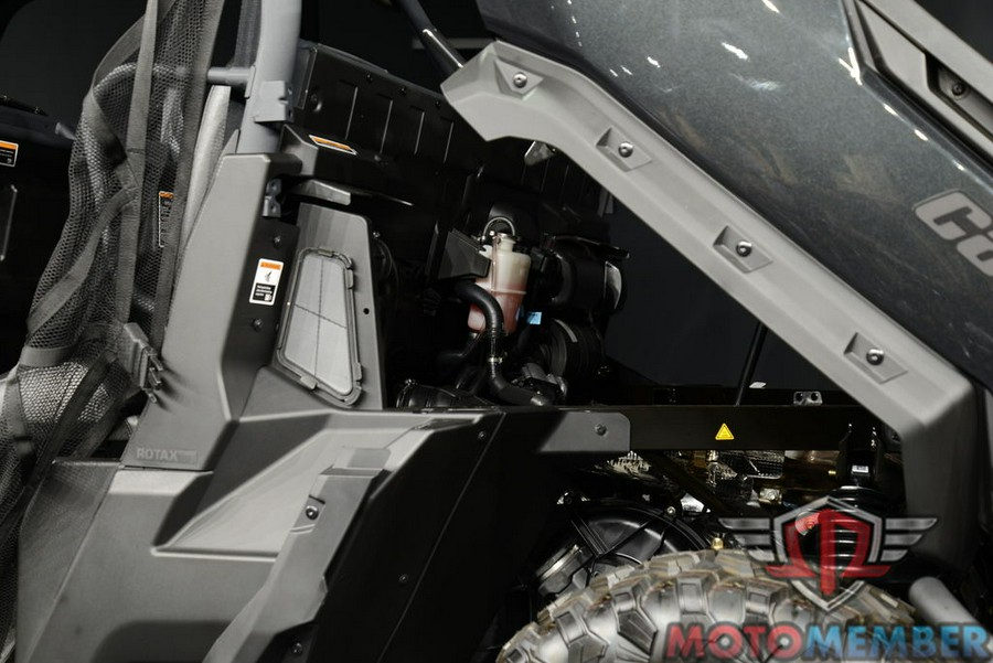 2025 Can-Am Defender MAX Lone Star