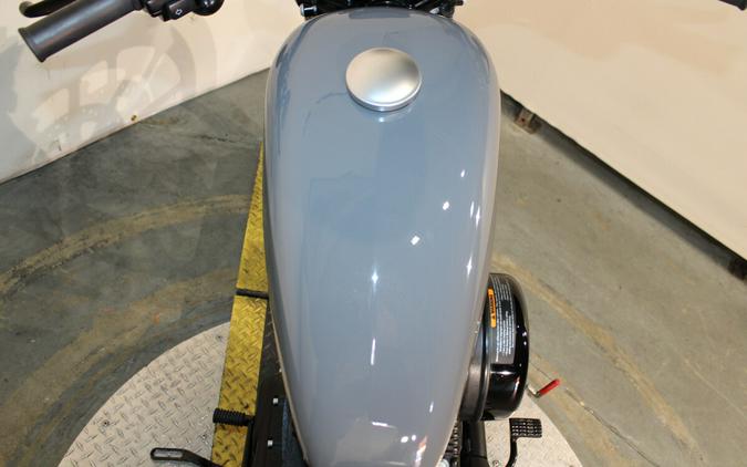 Used 2022 Harley-Davidson Iron 883 Cruiser XL 883N Motorcycle For Sale In Miami, Florida