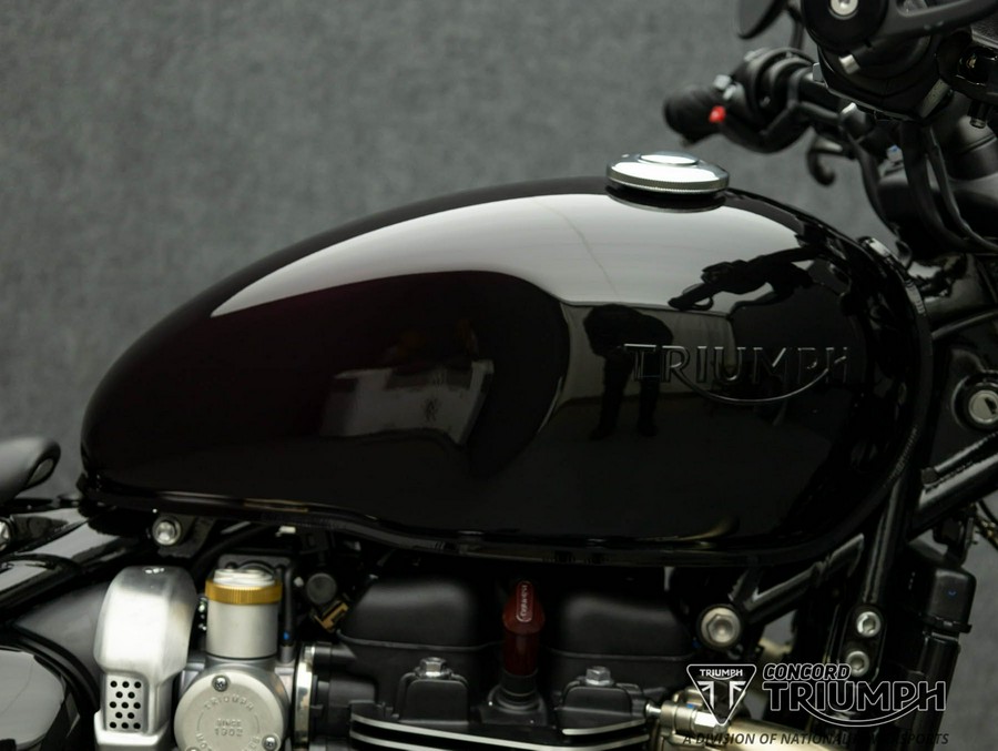 2024 TRIUMPH BONNEVILLE BOBBER