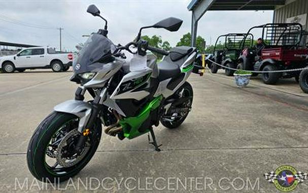 2024 Kawasaki Z7 Hybrid ABS