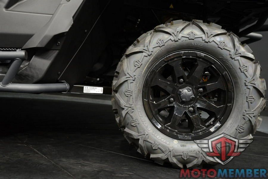 2025 Can-Am Defender DPS HD7