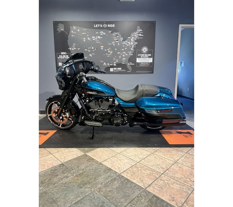 2026 Harley-Davidson Street Glide FLHX
