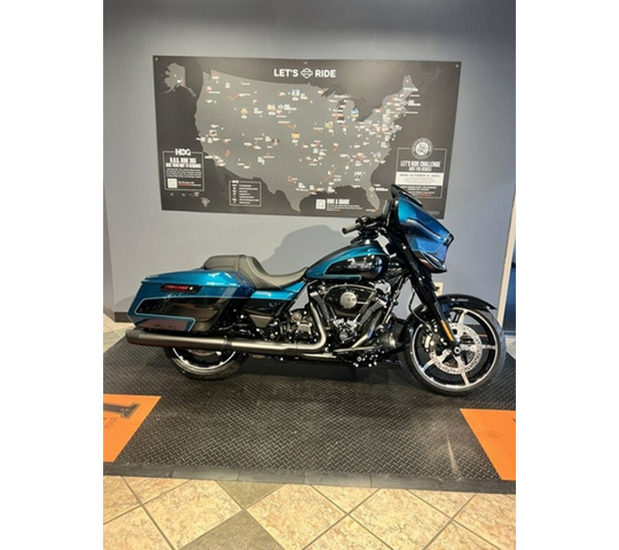 2026 Harley-Davidson Street Glide FLHX