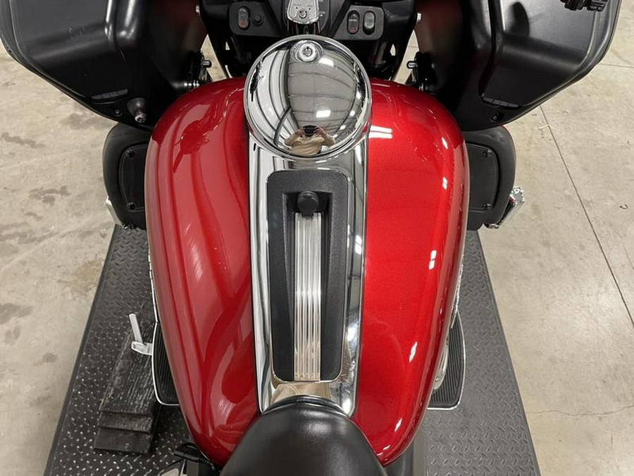 2013 Harley-Davidson® FLTRU - Road Glide® Ultra