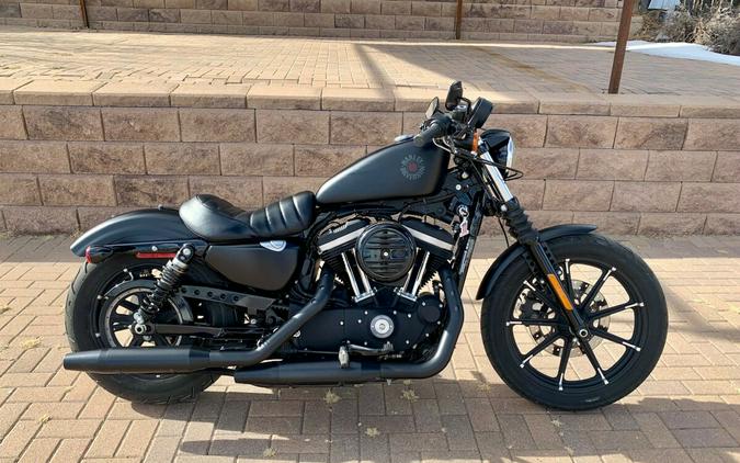 2022 Harley-Davidson Iron 883 Review [Air-Cooled Sportster]