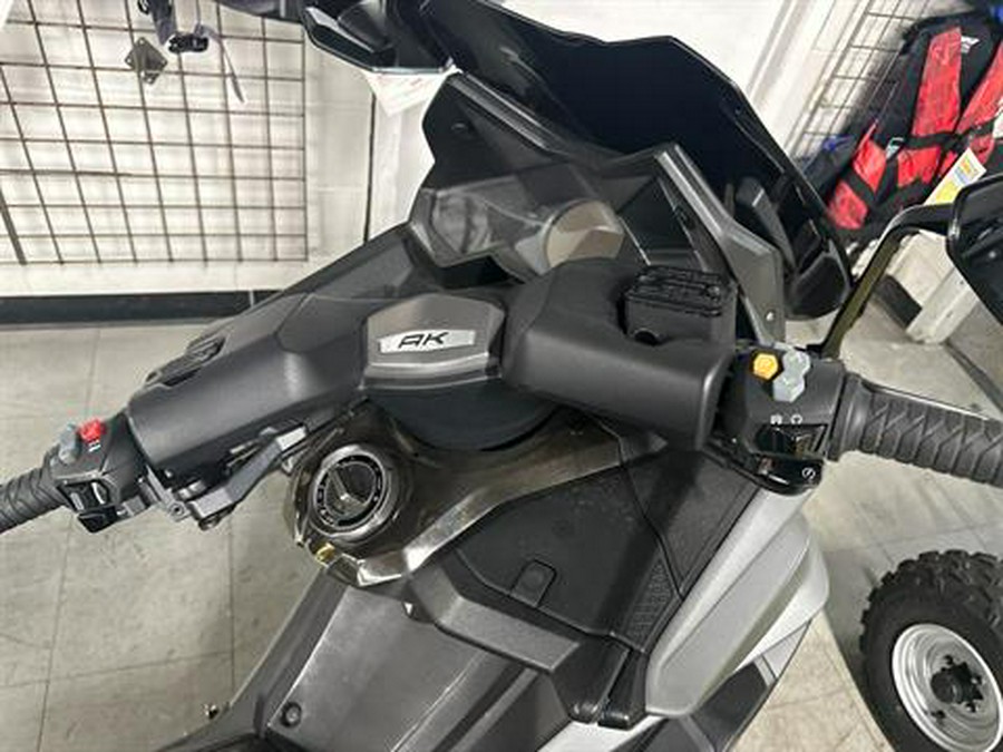 2022 Kymco AK 550