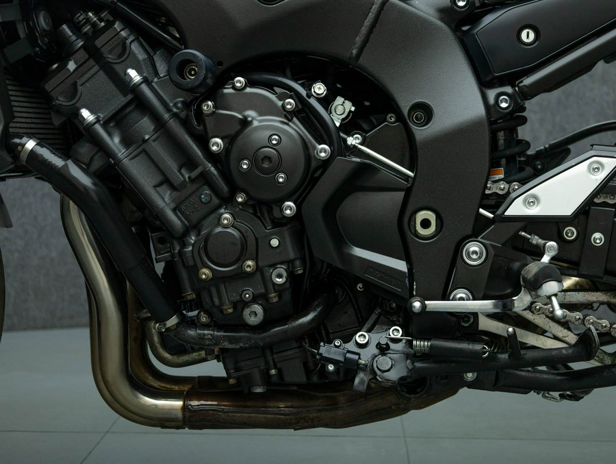 2014 YAMAHA FZ1 1000