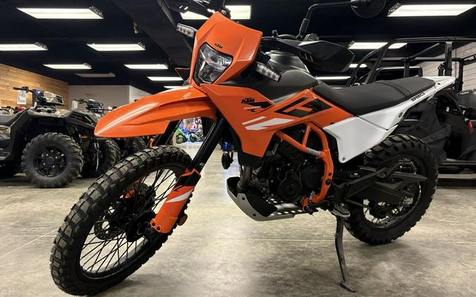 2026 KTM Enduro 390 R