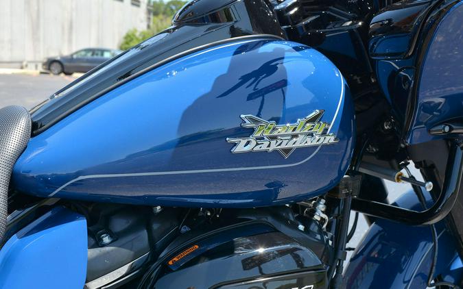 2023 Harley-Davidson® Road Glide® 3 Bright Billiard Blue