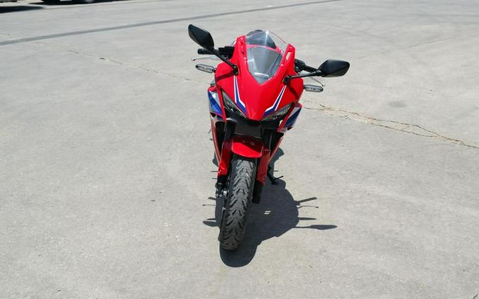 New 2025 HONDA CBR500R