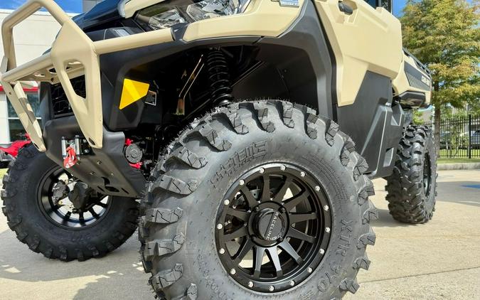 2025 Can-Am® Defender Limited HD10 Desert Tan & Stealth Black