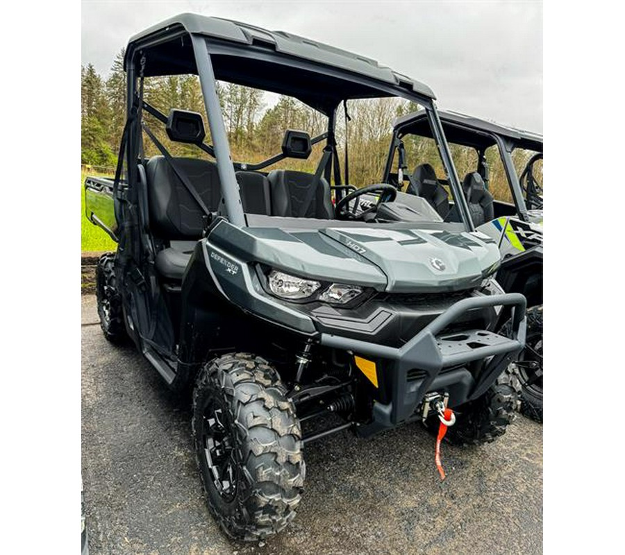 2024 Can-Am Defender XT HD7